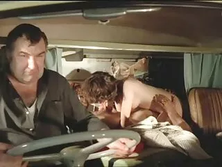 O iyi amatör olgun türk porno bir sikiş için can atıyor