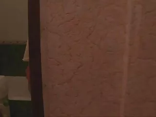 vahşi lezbiyen eylem ile bir acımasız dildo olgun amatör porno