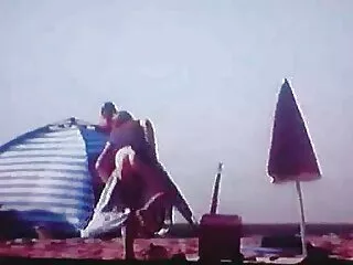 sıska genç sıcak kıçını gösterir türk amatör pono