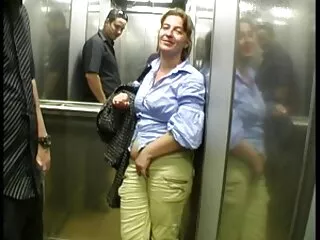 Fışkırtma ile bir Büyük porno anal amatör Dildo Sıcak Latina