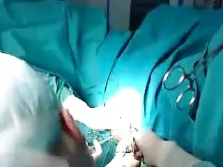 Sigara içen sıcak gençler Evelina grup amatör porno Darling ve Kate Rich fotoğrafçılarını sikiyor