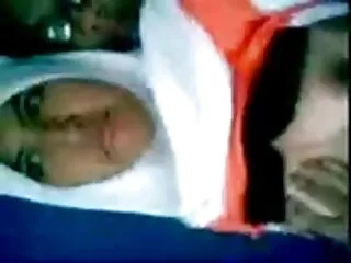 Hizmetçi Arama Soyun türbanlı porno amatör